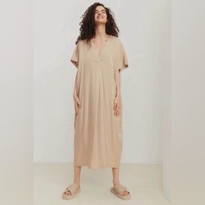 | H&M | V-Neck Kaftan Dress in Beige size XXL